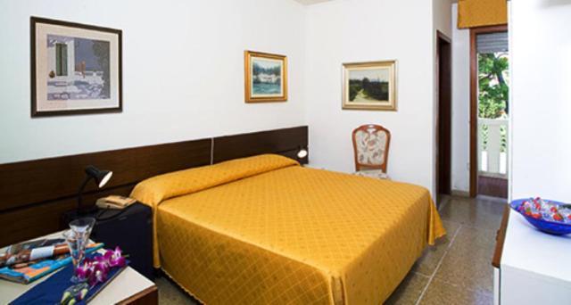 Hotel Nevada Bibione Exteriör bild
