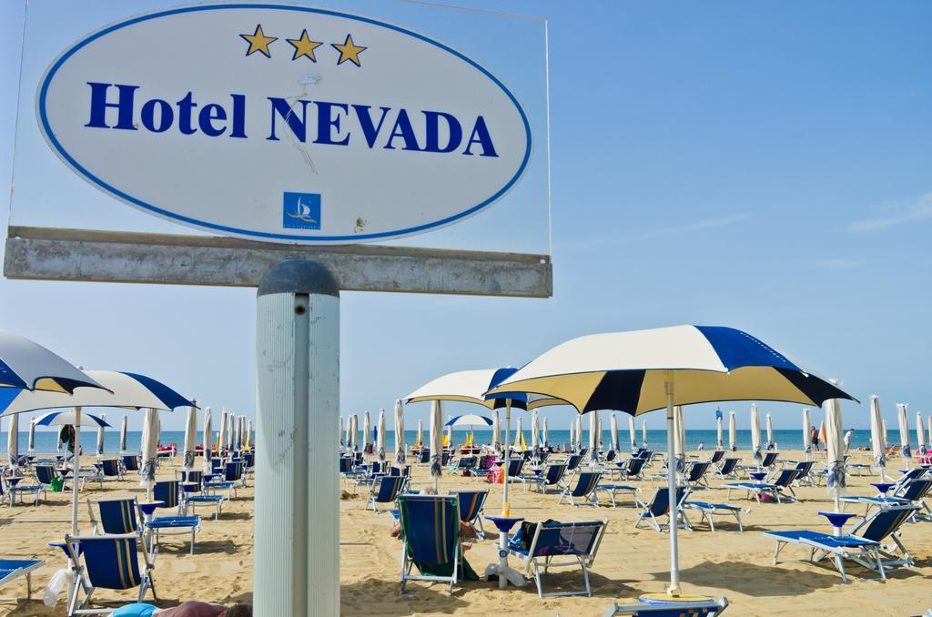 Hotel Nevada Bibione Exteriör bild